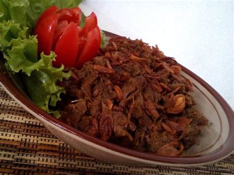 Berikut ini resep gepuk daging sapi yang dikutip dari buku kitab masakan kumpulan resep sepanjang masa. Resep Empal Gepuk Suwir Daging Sapi Khas Sunda oleh Diyah ...