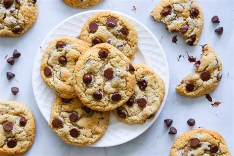 Allergy & dietary information for cinnamon & raisin almond flour cookies. Almond Flour Soft Christmas Cookie : Almond Snowball Cookies (VIDEO) - NatashasKitchen.com / Add ...