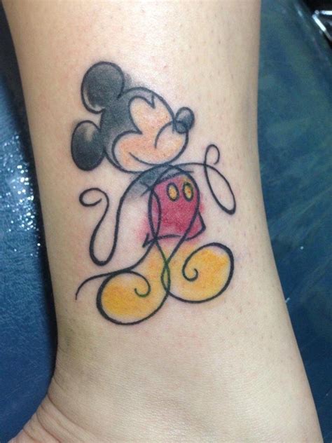 Tumblr is a place to express yourself, discover yourself, and bond over the stuff you love. Top 20+ Mickey Mouse Tattoo Design Ideas in 2020 | Mickey ...