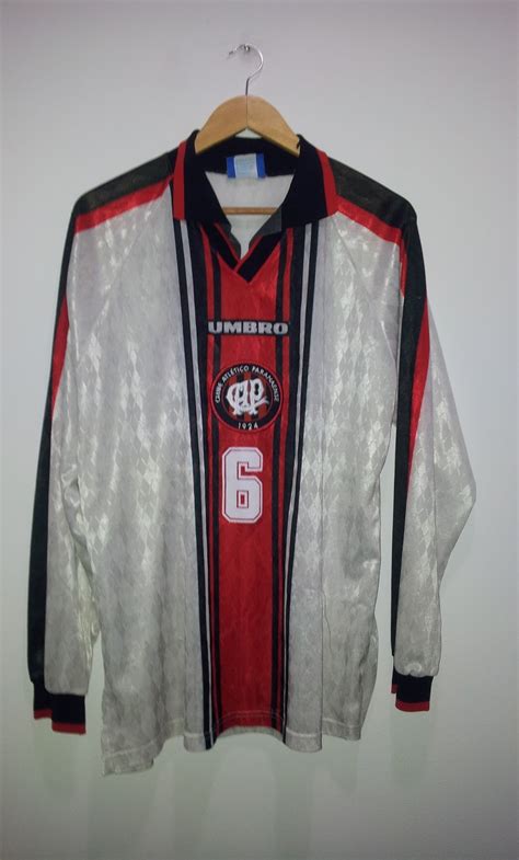 199,00 dúvidas 41997415053 ou troco por camisas cap atlético paranaense athletico paranaense athletico pr atlético pr furacão cap. Coleção Atlético Paranaense: Camisa de Jogo 1999