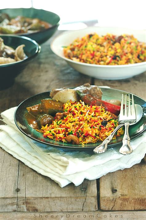 Ayam masak merah is a malay/indonesian dish which is spicy and sweet at the same time. Melley Mey's Kitchen : ~ Resipi Nasi Minyak Hujan Panas ...