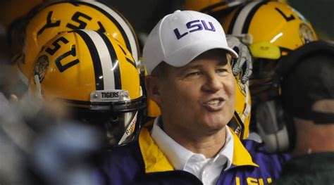 Les Miles Offered Settlement To LSU Babe After Harassment Allegations Sports Illustrated