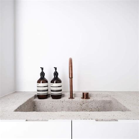 Copper brushed gold bath shower faucet set & cold brass bathtub mixer tap wall mounted with handheld embedded box bathroom sets. VOLA 590H in brushed copper #bathroom #design