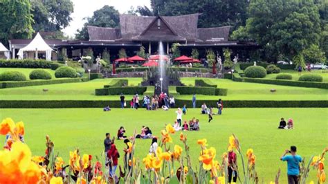Kebun Raya Bogor Spot Wisata Harga Tiket Masuk