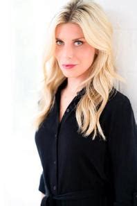 She is 1 minute younger than her fraternal twin sister. Kye Kinder profile | Celebrity Websites