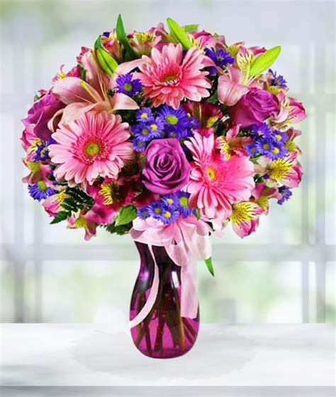 Send special flowers for your mum; Precious Mom Bouquet | Avas Flowers