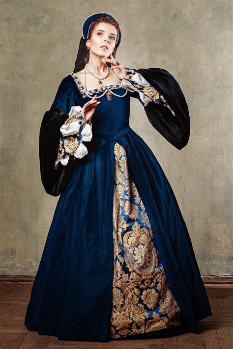 Pin Von Alice Freiler Auf Tudor Time Renaissance Mode Renaissance Kleider Königliche Kleider