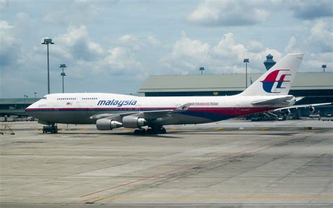 Filemalaysia Airlines B747 400 9m Mph 3321945359 Wikimedia Commons