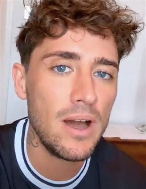 Stephen Bear Claims He S Been Charged With Two Sex Offences In YouTube Video Lovemainstream Com