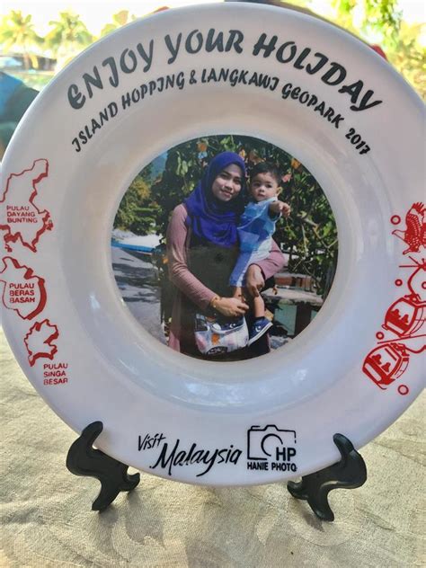 Check spelling or type a new query. Bagi Yang Nak Merasa Ke Langkawi Naik TREN ETS, Wanita Ini ...
