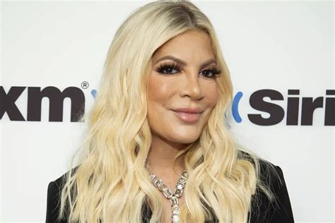 Tori Spelling Net Worth Assets Career And More Mugennews