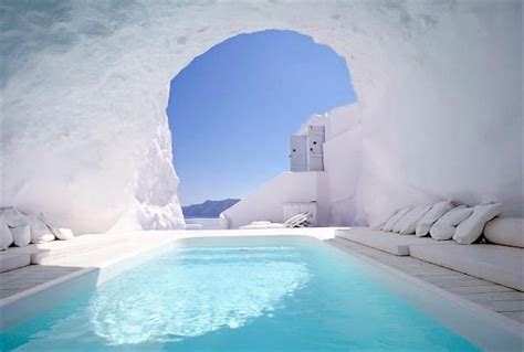 A Cave Pool In Santorini Katikies Hotel Santorini Santorini Grecia