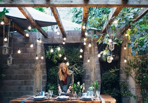 We believe in helping you find the product that is right for you. 14 Outdoor Decorating Ideas for Small Spaces