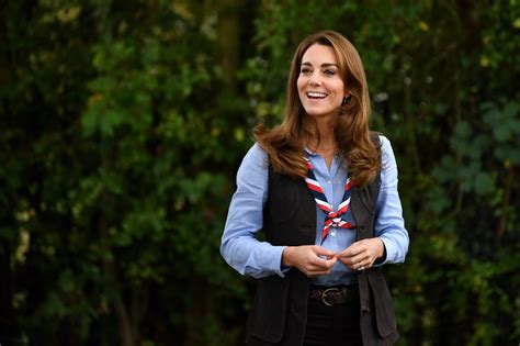 Veja mais ideias sobre principe william, príncipe, kate middleton. Saiba detalhes sobre a rotina de Kate Middleton fora dos ...