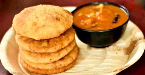 Aloo Kachori With Spicy Curry Reader S Recipe Manorama English