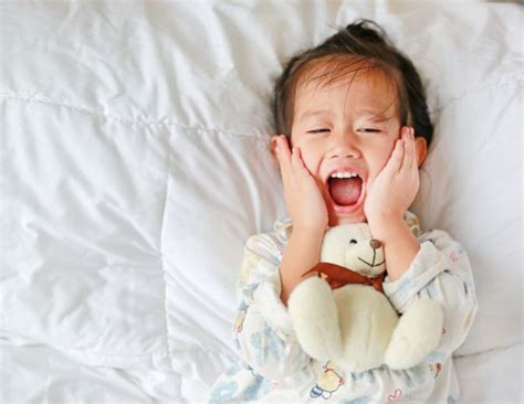 Tips To Help Kids Fall Asleep How To Fall Asleep Fall Kids Helping