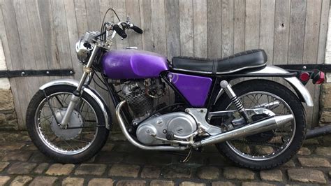 Centre stand motorcycle paddock stands. Norton Commando 1971 for sale on eBay - YouTube