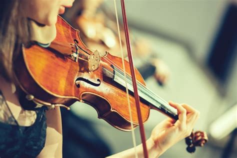 37 Wedding Songs For The Violin Plus Tips For Hiring A Violinist
