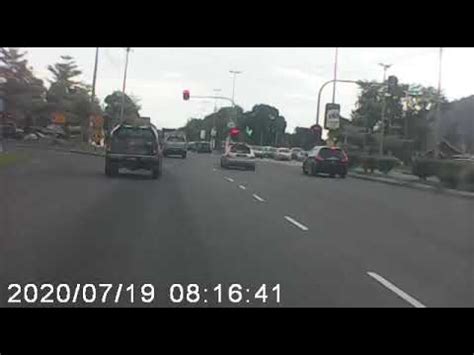 Jabatan pengangkutan jalan malaysia buku panduan kpp. Kemalangan langgar lampu isyarat..patuhi undang undang ...