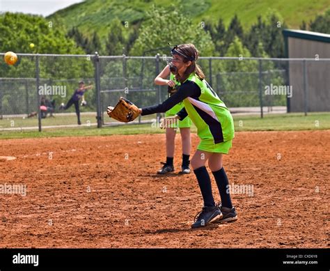 Softball Pitch High Resolution Stock Photography And Images Alamy