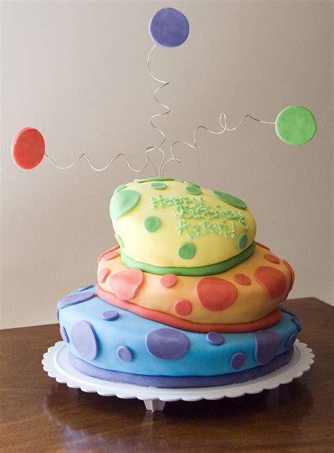 25 Crazy Cake Designs Crazy Cakes Cake Disasters Topsy Turvy Cake