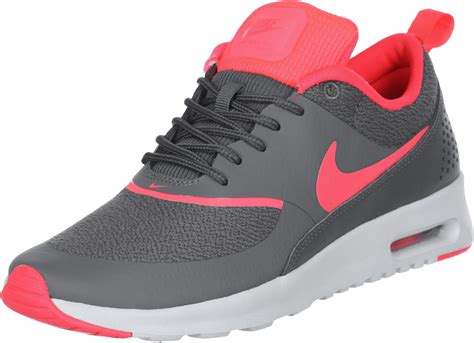 Nike dominates the sportswear industry with a fresh, stylish approach to casual apparel. Nike Air Max Thea W shoes grey pink