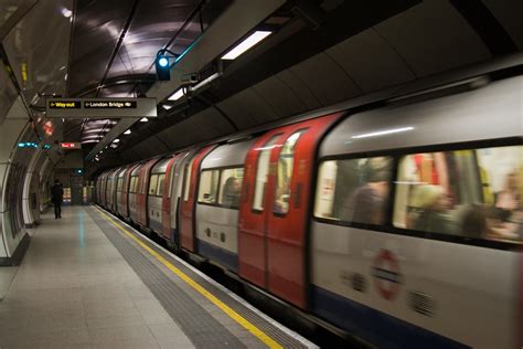 London Underground The London Underground Is A Metro Syste Flickr