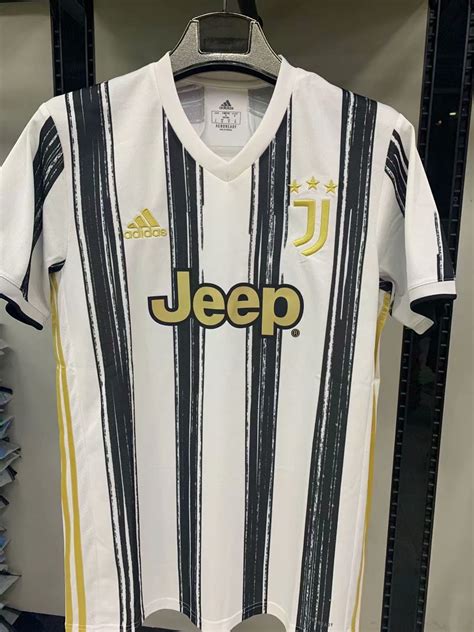 Cristiano ronaldo scores twice as juventus maintain their unbeaten serie a start with a comfortable victory over parma. Cristiano Ronaldo Juventus 20/21 Home Jersey - My Lucky Jersey