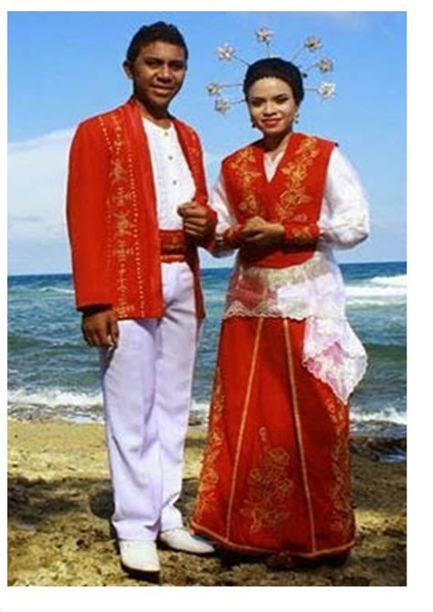 Gambar Pakaian Adat Maluku Gambar Pakaian Daerah Maluku Baju Adat