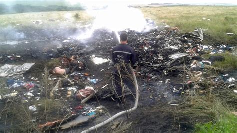 Warning Graphic Content Wreckage From Malaysia Jetliner Crash Site In Ukraine Slideshow