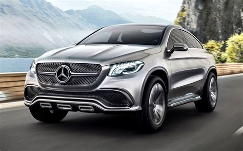 32 Mercedes Suv Wallpapers