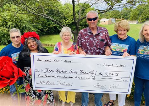 Thank You Jan and Ken Collins for Being a 2022 Rose Festival Sponsor