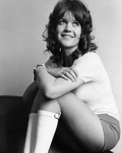 Sally Geeson Carry On Films 10 X 8 Photograph No 13 Ebay