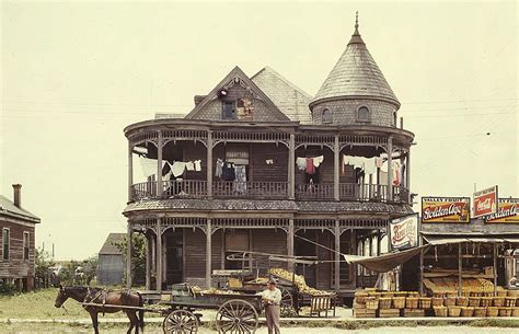 Then And Now: How American Homes Have Changed Over The Last Century