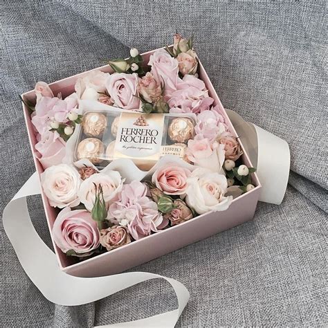 Pin By Kami Kg On Presente Flower Box Gift Flower Gift Floral Gifts
