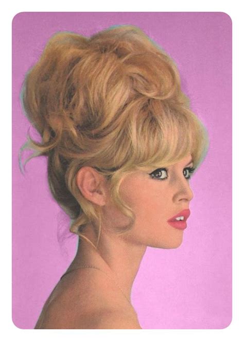 The 70s hairstyles for magazine cover. 125+ Nostalgic Chic '70s Hairstyles That You Should Copy