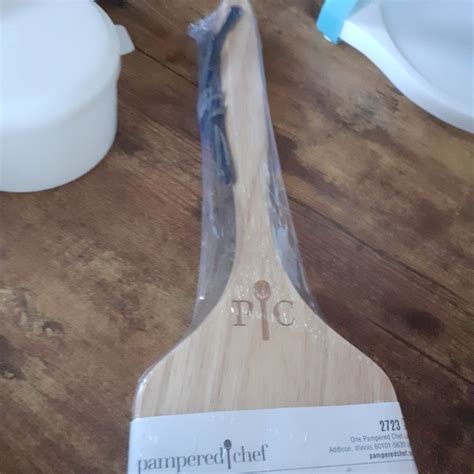 Pampered Chef Kitchen Pampered Chef Wooden Grill Scraper Poshmark