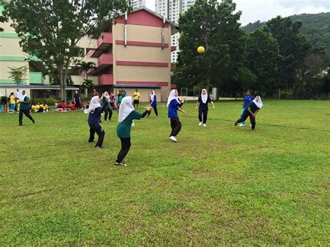 Permainan bola baling berasal dari eropah. Sekolah Menengah Kebangsaan Air Itam (SMART ...