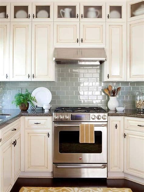 30 Cool White Kitchen Backsplash Design Decor Ideas Trendhmdcr