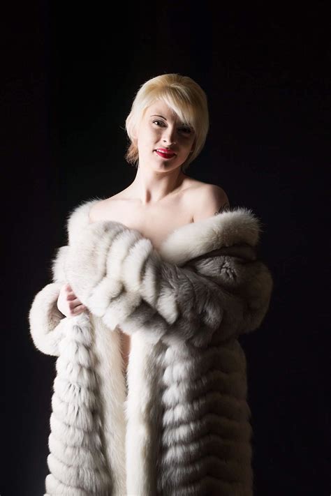Jacket Outfits Fur Coat Hot White Fur Avril Furs Jackets Clothes