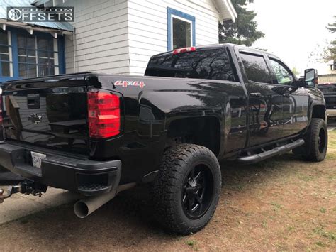 2017 Chevrolet Silverado 3500 Hd With 20x10 12 Fuel Maverick And 305