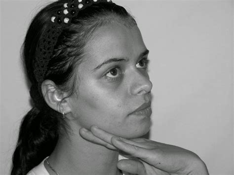 Almost everyone develops jowls as they age. Treat And Tighten Sagging Hog Jowls Naturally And Without ...