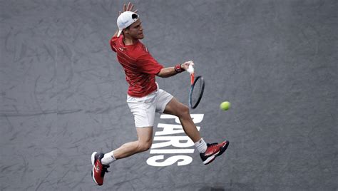 Schwartzman is a baseline player, with solid groundstrokes on both wings and the ability to both counterpunch and go on the offensive. Schwartzman clasifica al ATP Finales de Londres, con ayuda ...
