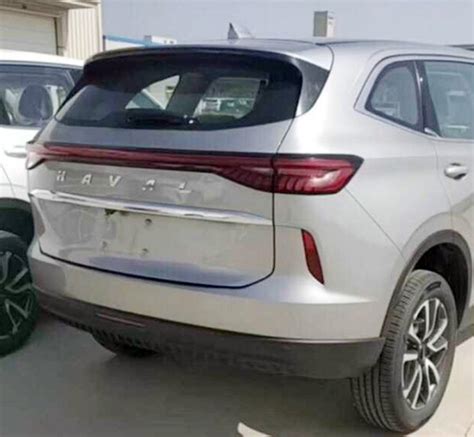 En primer lugar, centrándose en la seguridad, la all new h6 cuenta con un sistema de seguridad de armadura integral, que une el concepto de diseño de seguridad con cada detalle del vehículo y proporciona una. Spy Photos of all-new Haval H6 leaked with new appearance ...