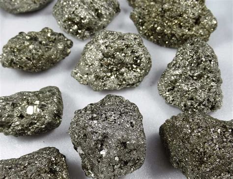 Brasilia de la clairiere des cedres. Pirita Natural Bruta 4cm Antiga Ouro De Tolo Pedra ...