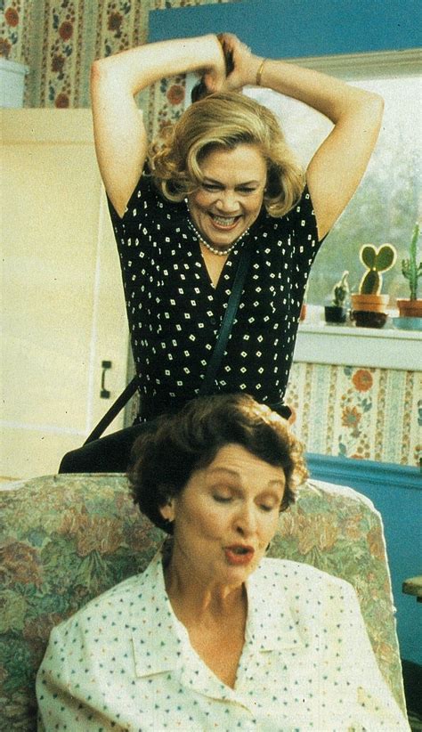 Kathleen Turner As Beverly Sutphin In Serial Mom Directed By John Waters Genius Film Mom