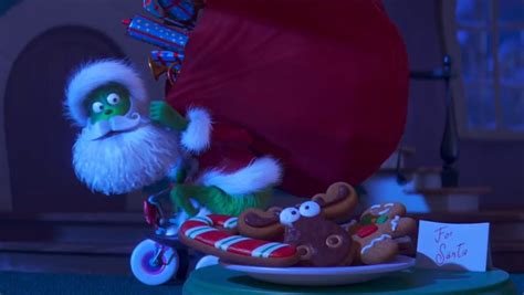 The Grinch Steals Christmas In New Clip From Animated Movie
