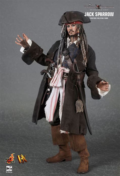 Hot Toys Pirates Of The Caribbean On Stranger Tides Captain Jack