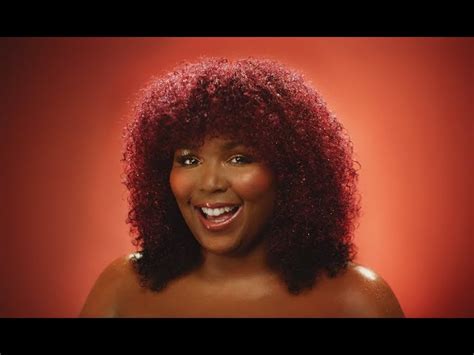 As a teenager, lizzo struggled with body issues, but now she's older and wiser the singer wants to. Lizzo - Juice (Official Video) Chords - Chordify