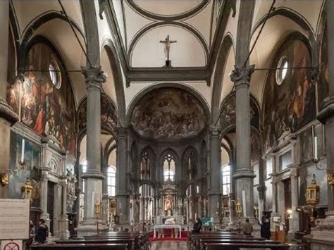 Alla parete la parte posteriore della grande ancona mostra i santi di cui si conservano in chiesa i corpi o le reliquie: Venezia - Chiesa di San Zaccaria -- Venice Church of San ...